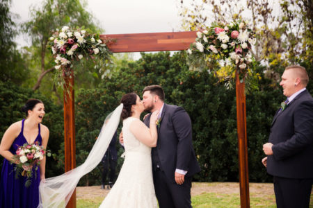 Double corner arch arrangements
